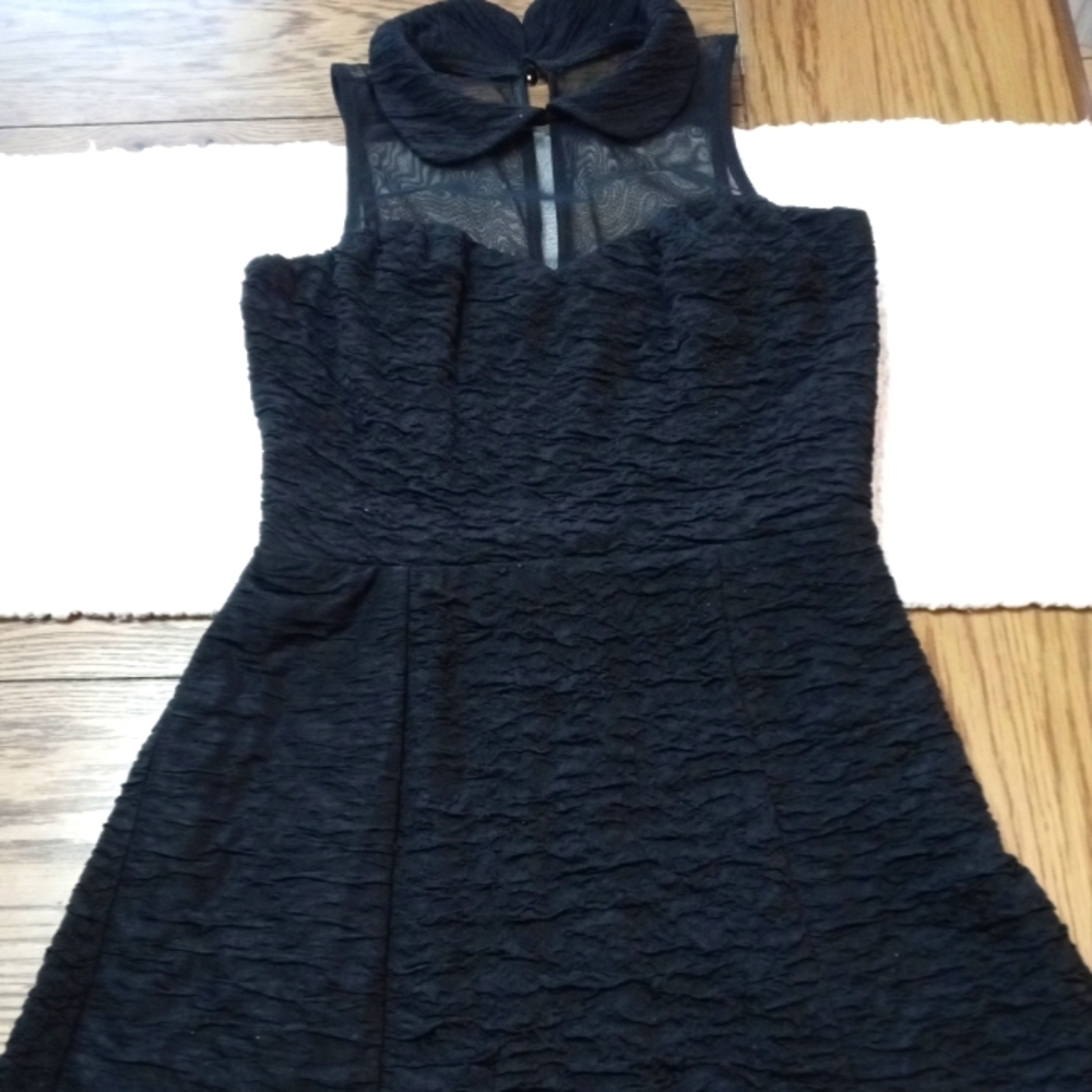 ARDEN B Sweetheart Lace Dress